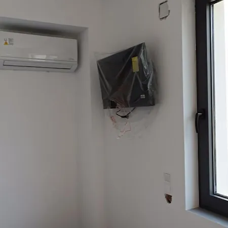 Pagani - Luxury Maisonette I1 דירה